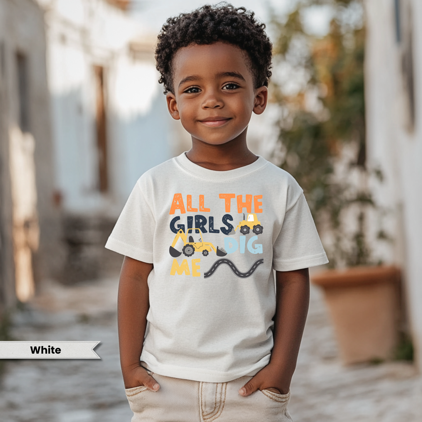 All The Girls Dig Me Graphic Tee